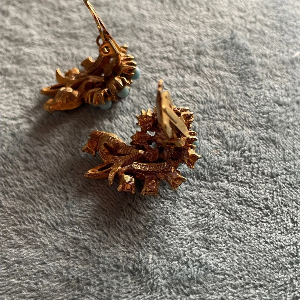 Florenza clip on earrings - Picture 2 of 4